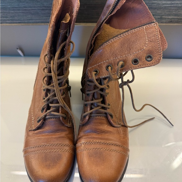 Steve Madden Brown Leather Lace-Up Boots size 9 - Picture 2 of 2